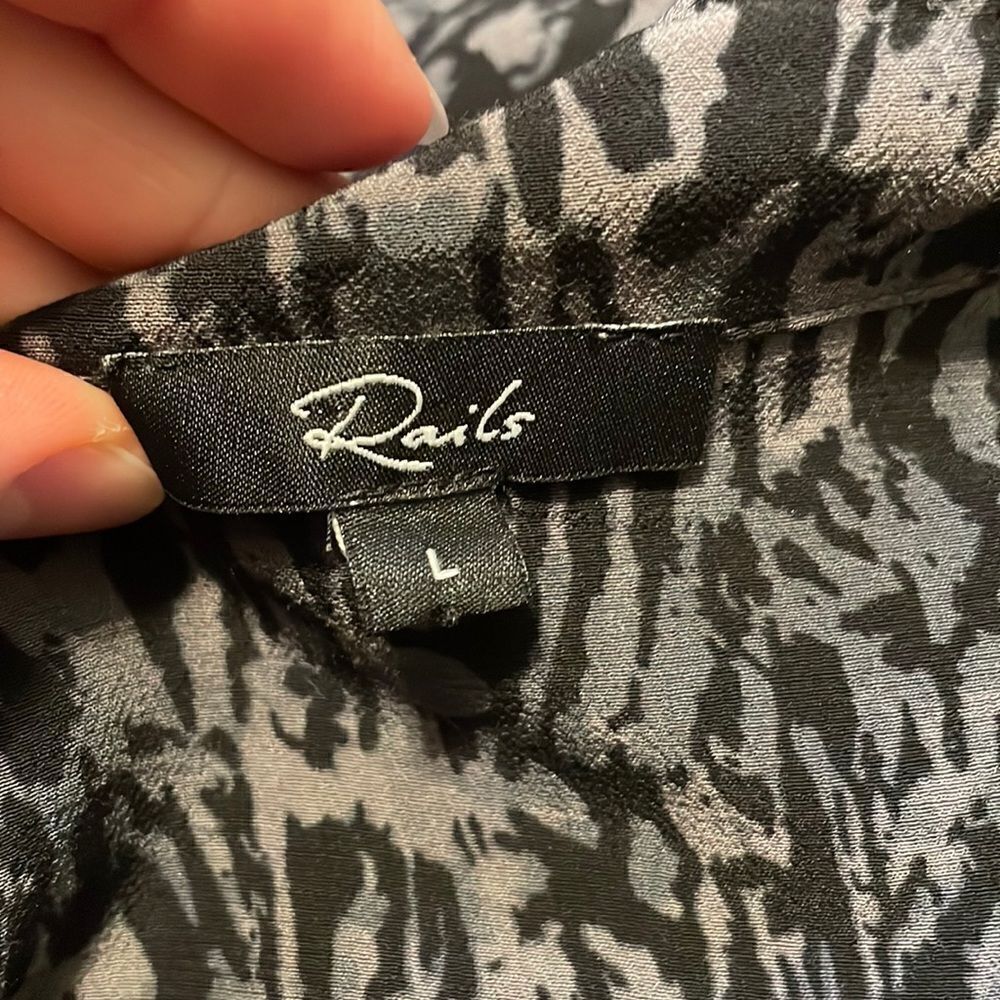 Rails Beatrice Midi Dress in Charcoal Abstract Animal L - Picture 6 of 9